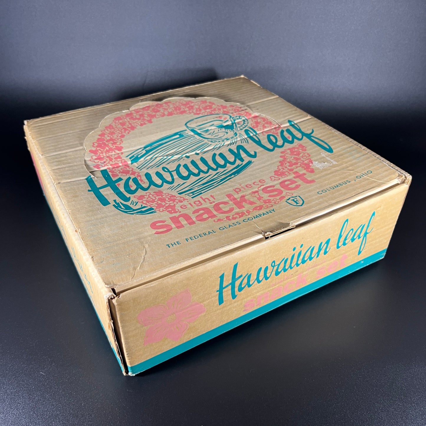 Federal Glass Hawaiian Leaf Snack Set