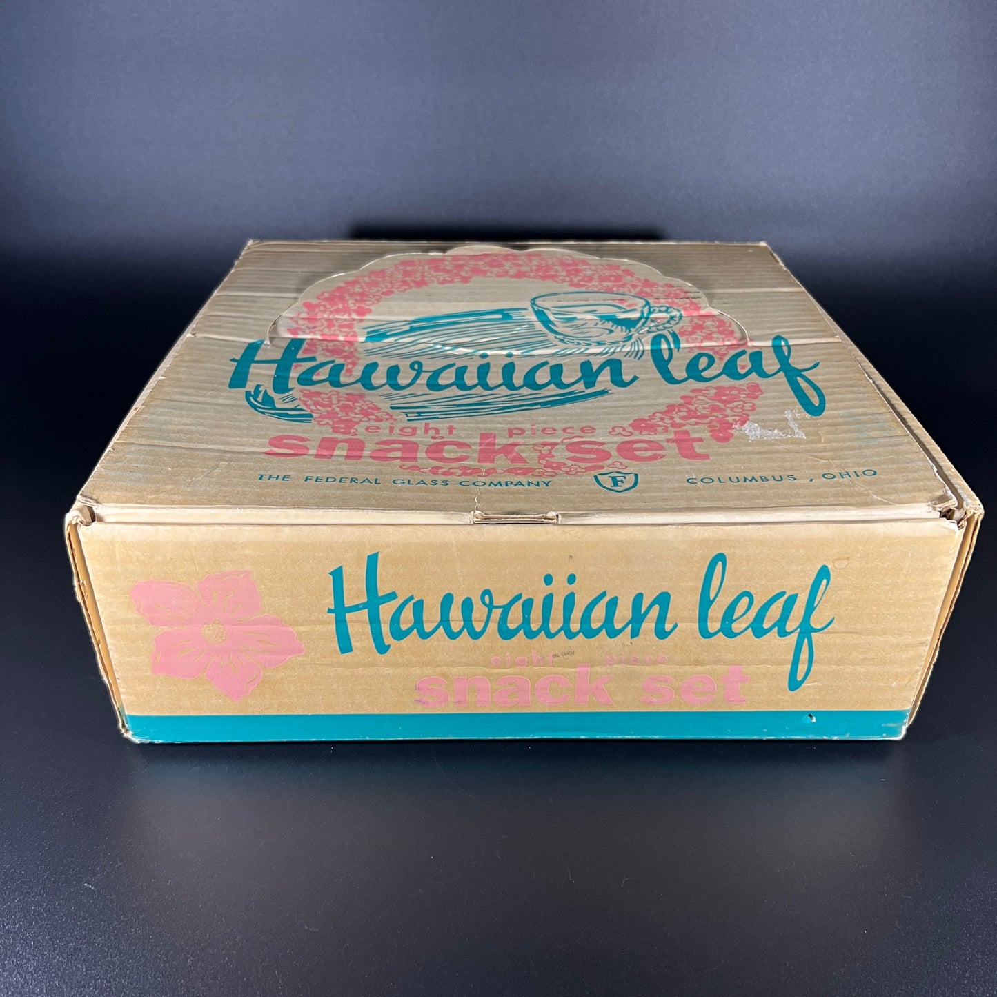 Federal Glass Hawaiian Leaf Snack Set