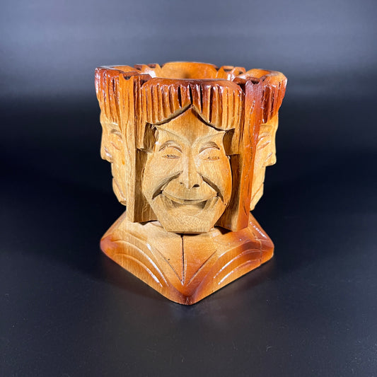 Hawaiian Multi-face Ashtray