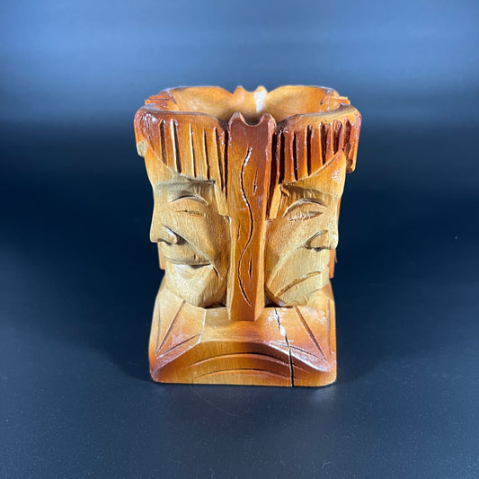 Hawaiian Multi-face Ashtray