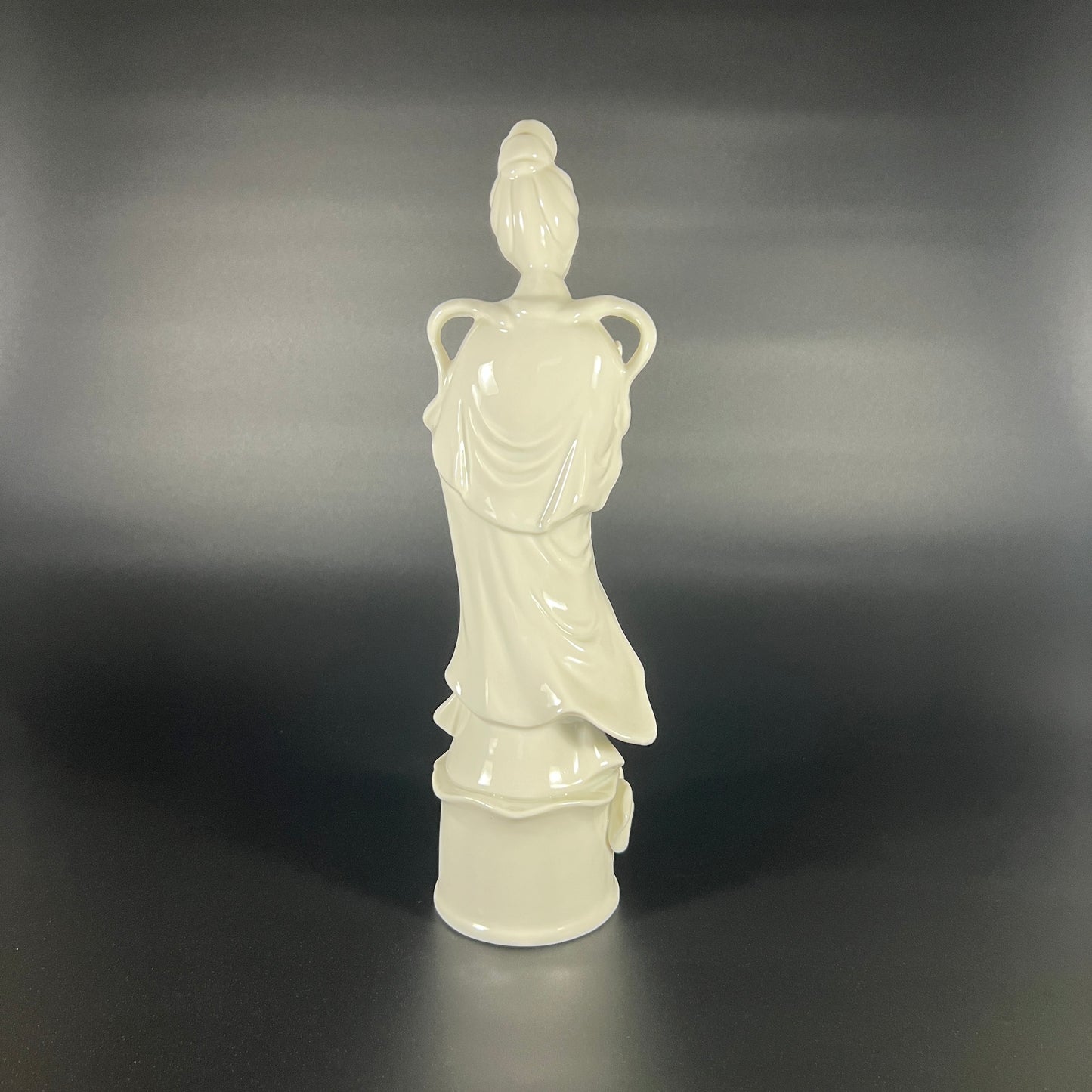 Geisha Figurine