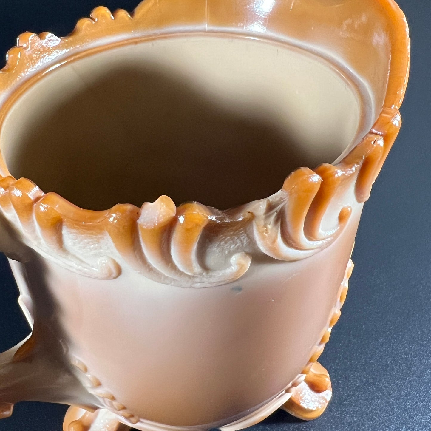 Greentown Chocolate Slag Leaf Bracket Creamer