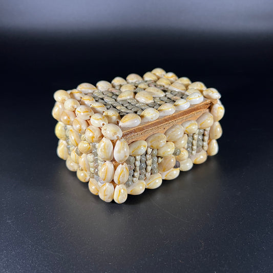 Vintage Sea Shell Trinket Box