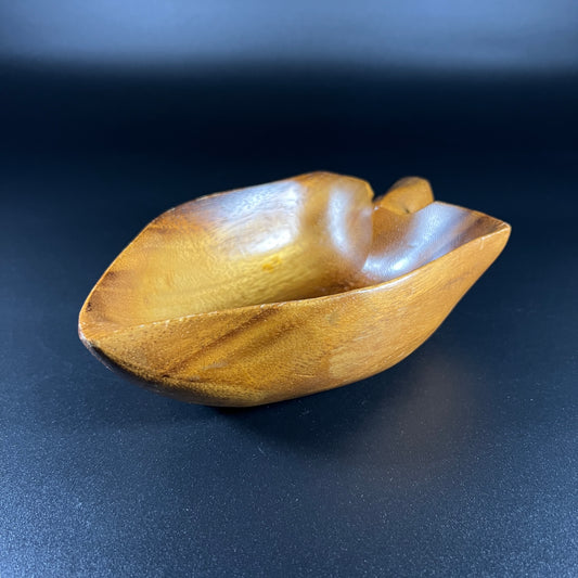 Hawaiian Monkey Pod Leaf Shaped Bowl