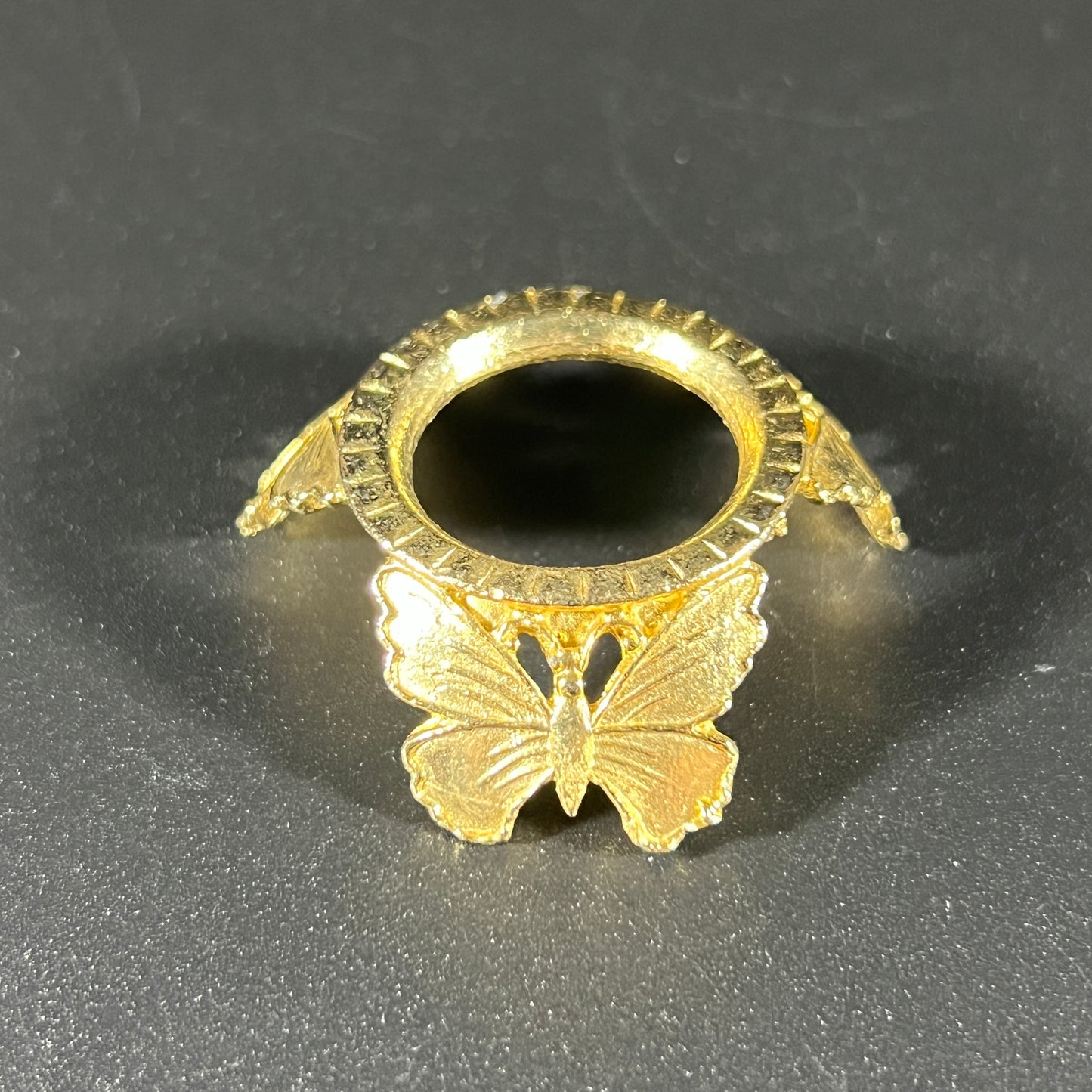 Lefton Alabaster Egg with Base (Green)