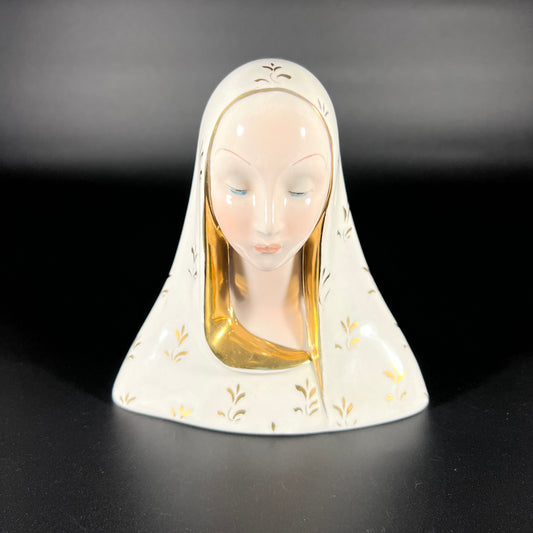 Madonna by Eugenio Pattarino