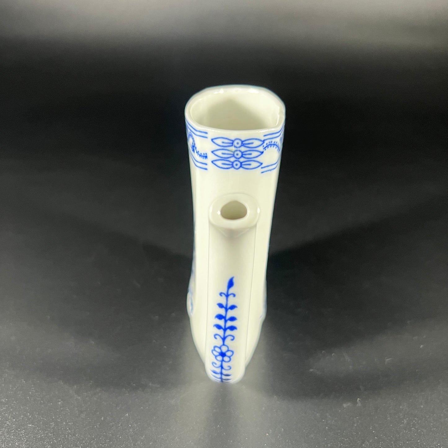 Czech Karlovy Sipping Cup