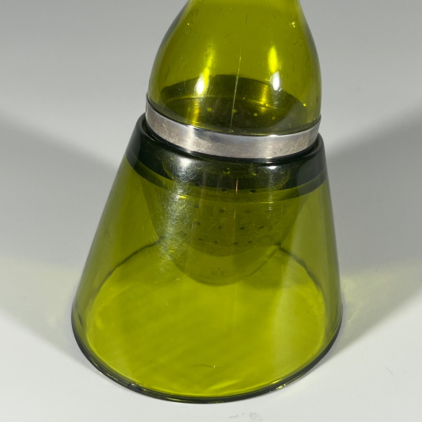 Green Lucite Tea Infuser & Stand