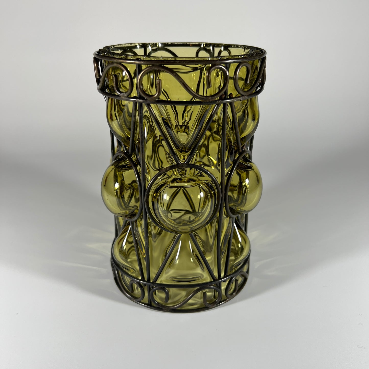 Caged Bubble Glass Scone