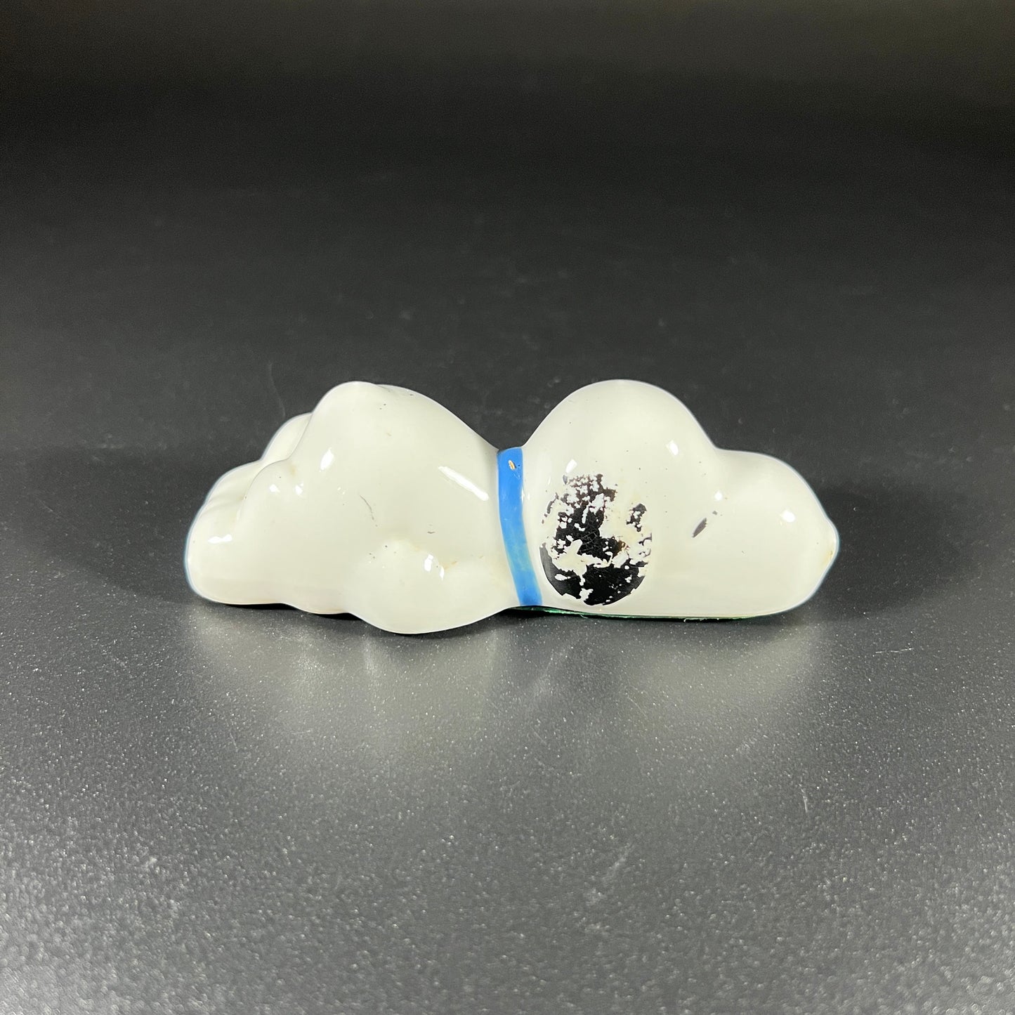 Vintage Snoopy "Laying Down" Ceramic