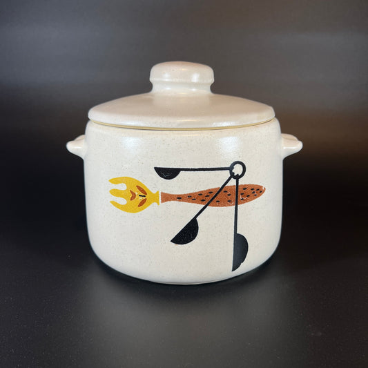 Westbend Stoneware Bean Pot with Lid