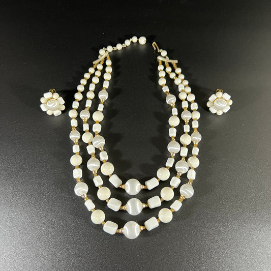 Vintage 1950's Beaded Jewerly Set