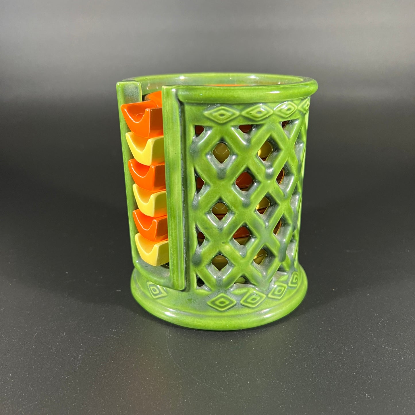 Vintage Ashtray Caddy with 6 Ashtrays