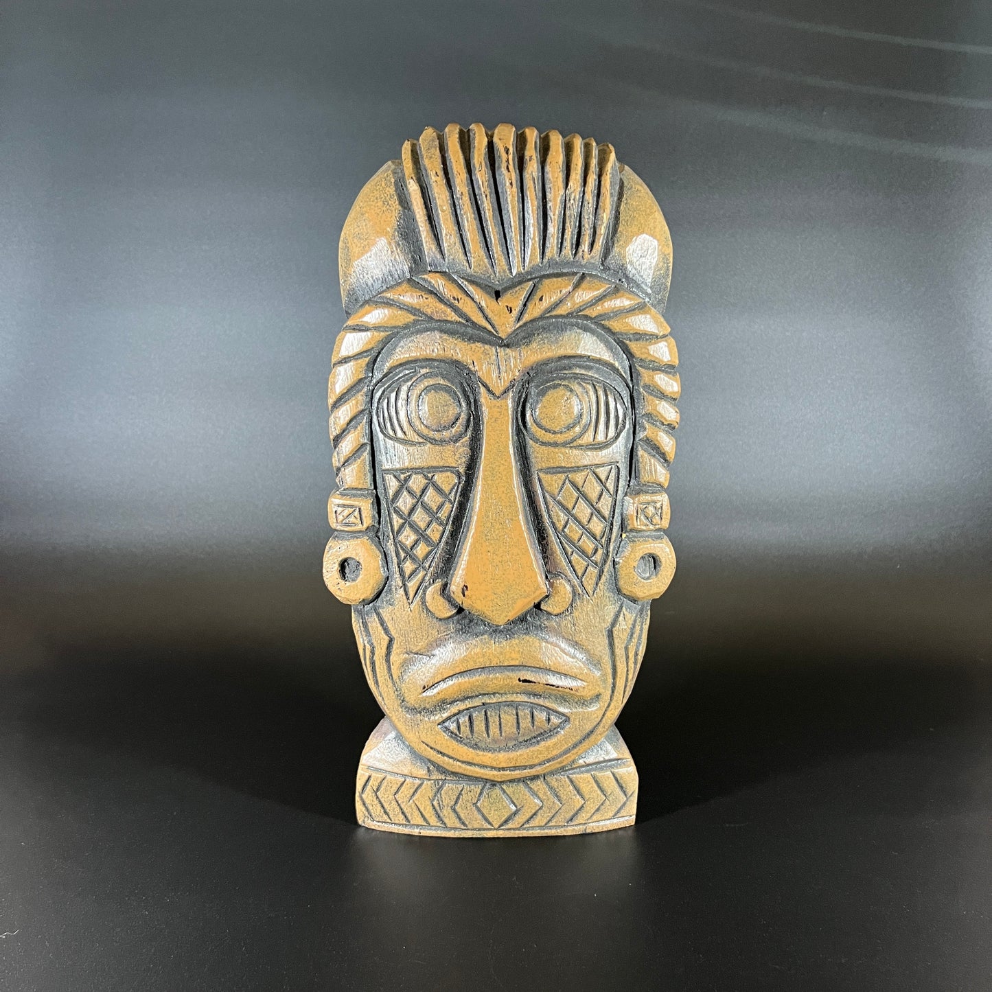 Tiki Plaque B