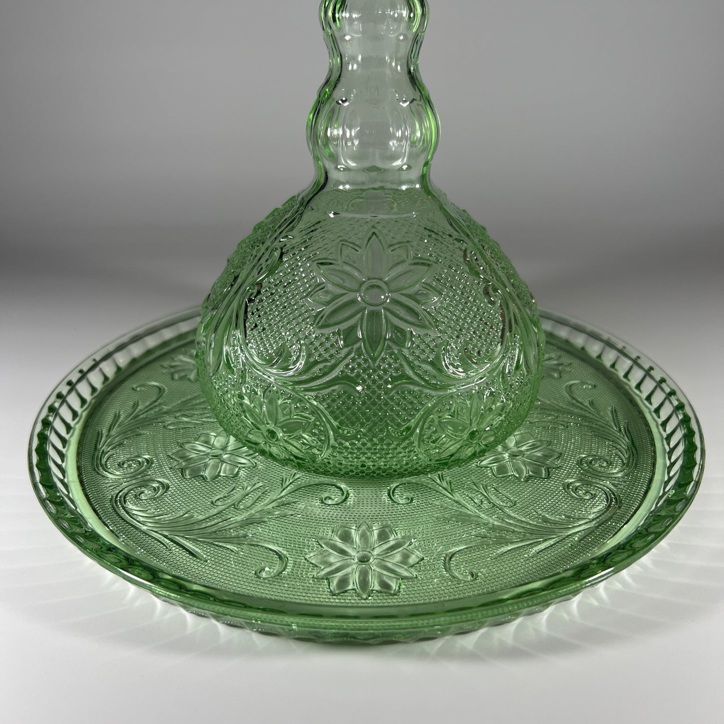 Indiana Tiara Green Chantilly Decanter Set
