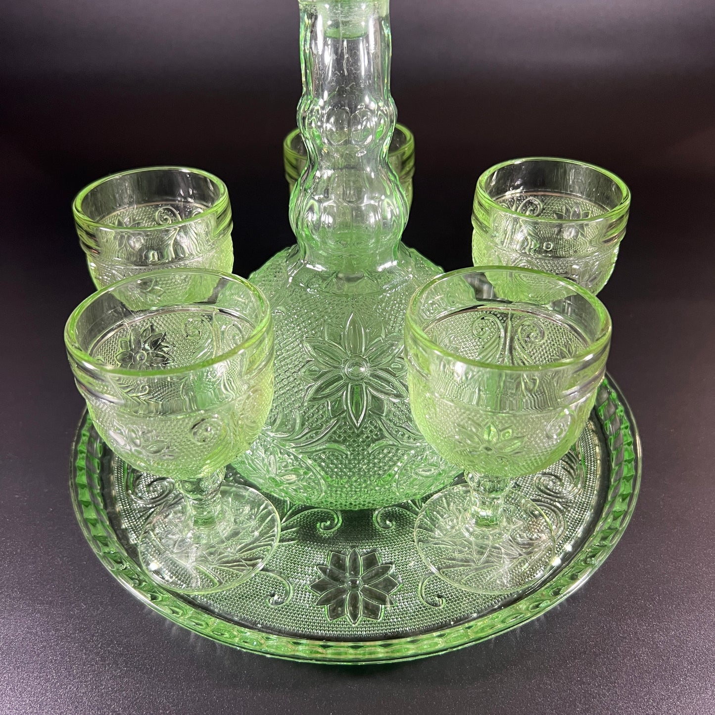 Indiana Tiara Green Chantilly Decanter Set