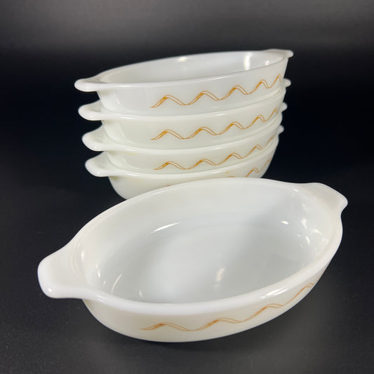Vintage Pyrex Restaurant Petite 700 Casserole Dish Set