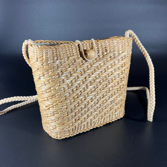 Small Woven Purse with Bead Closure
