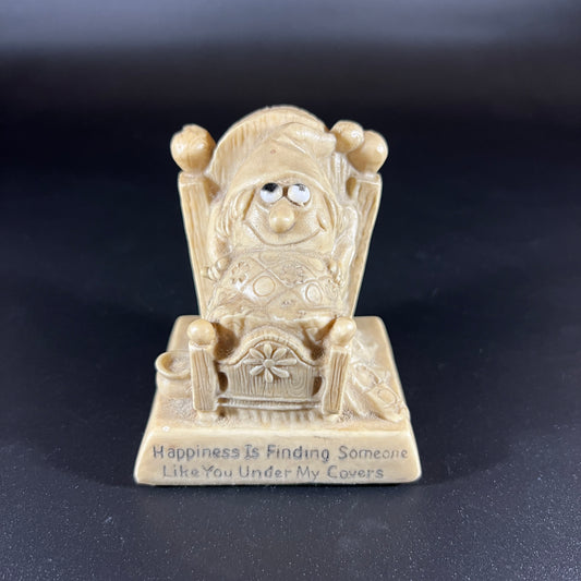 Russ Berrie "Under My Covers" Novelty Trophy