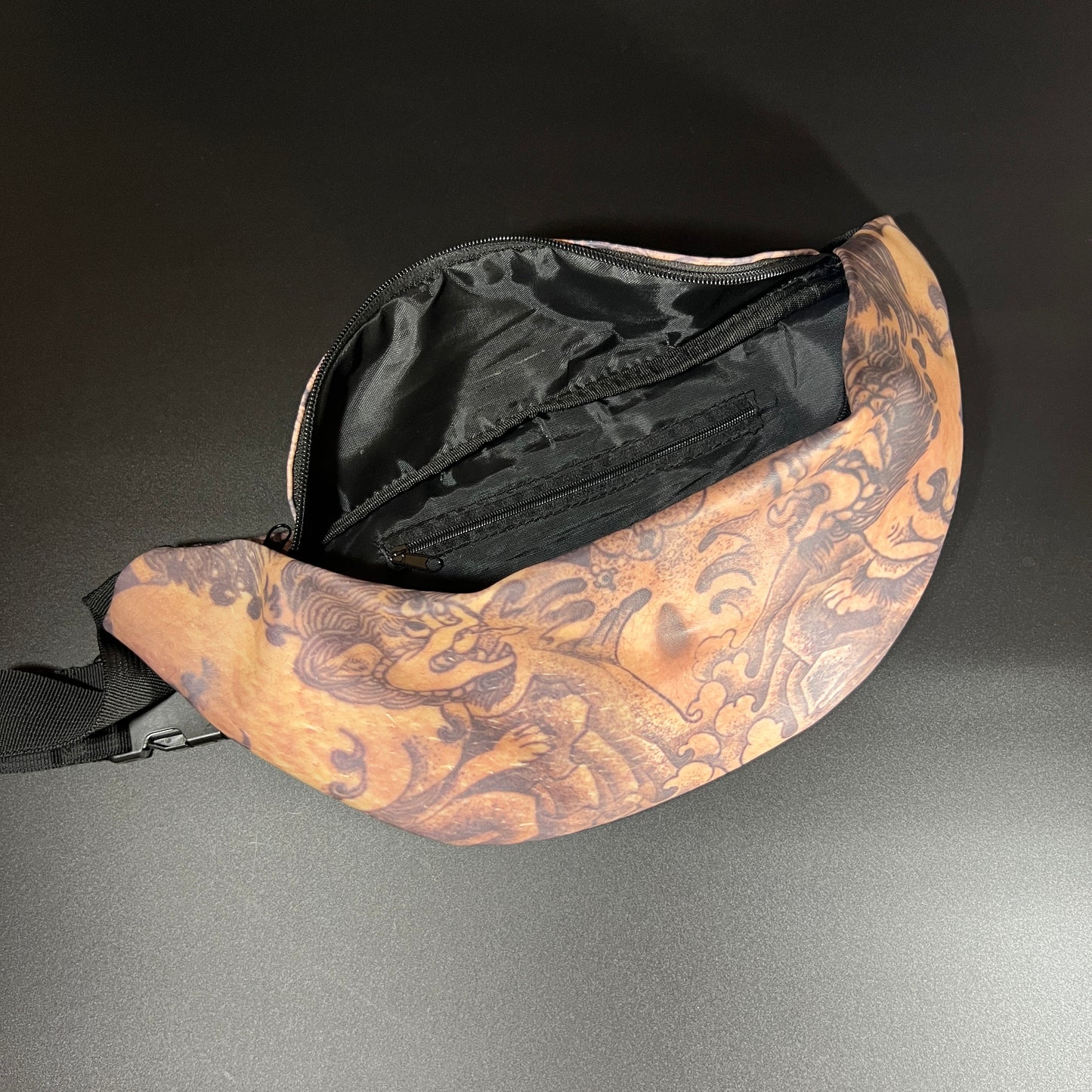 Tattoo Belly Hip Pack