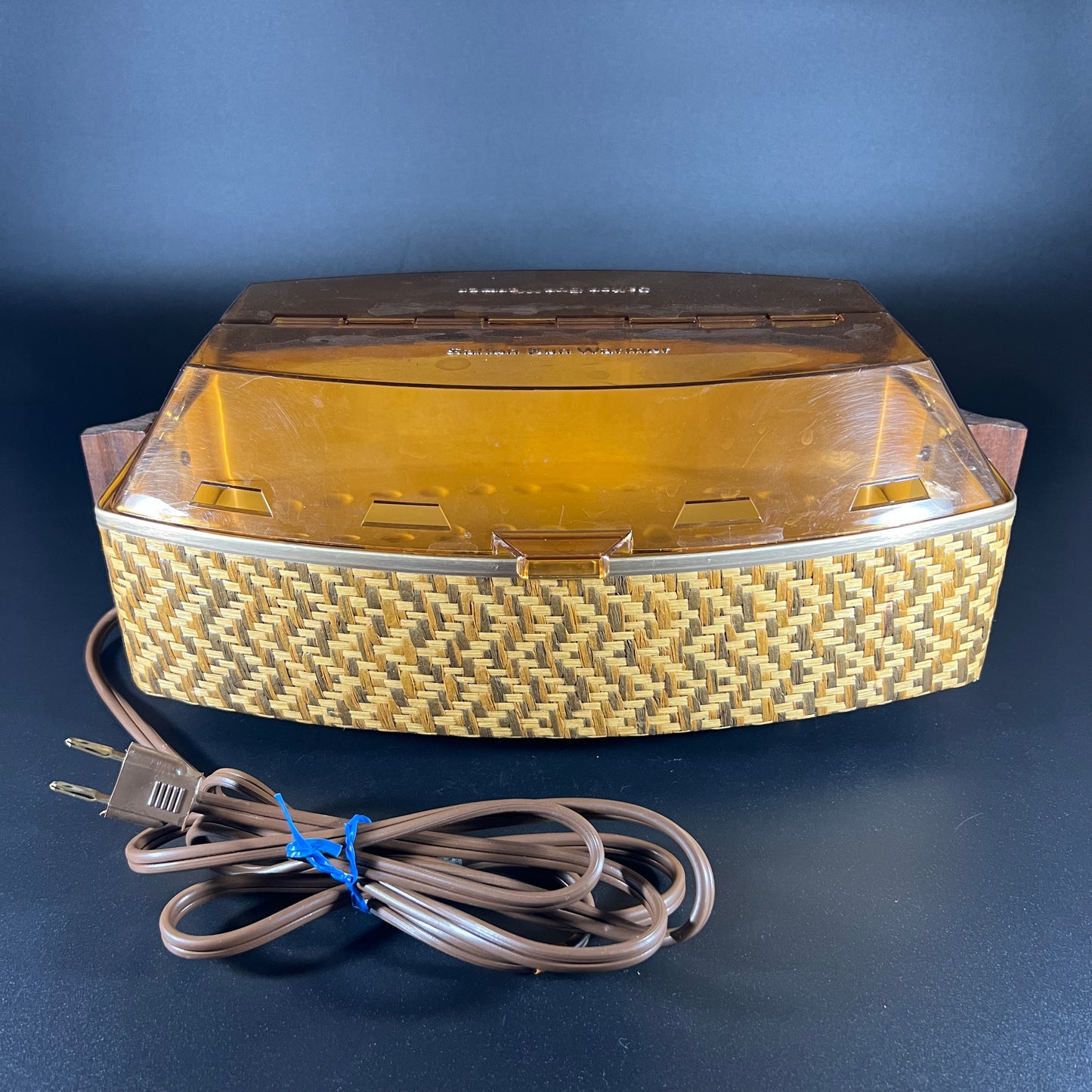 1960s Salton Hotray Bun Warmer