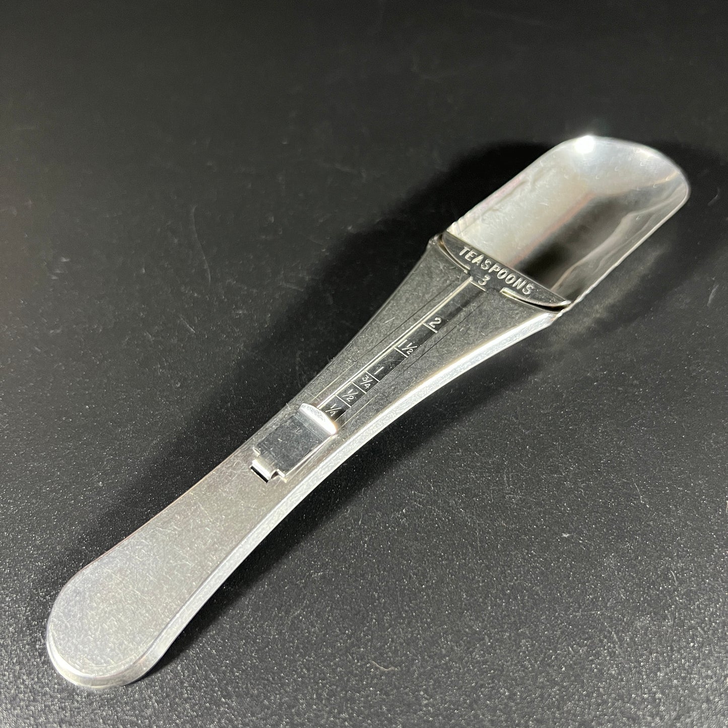 1950s Mid-Century Modern Adjustable Measuring Spoon