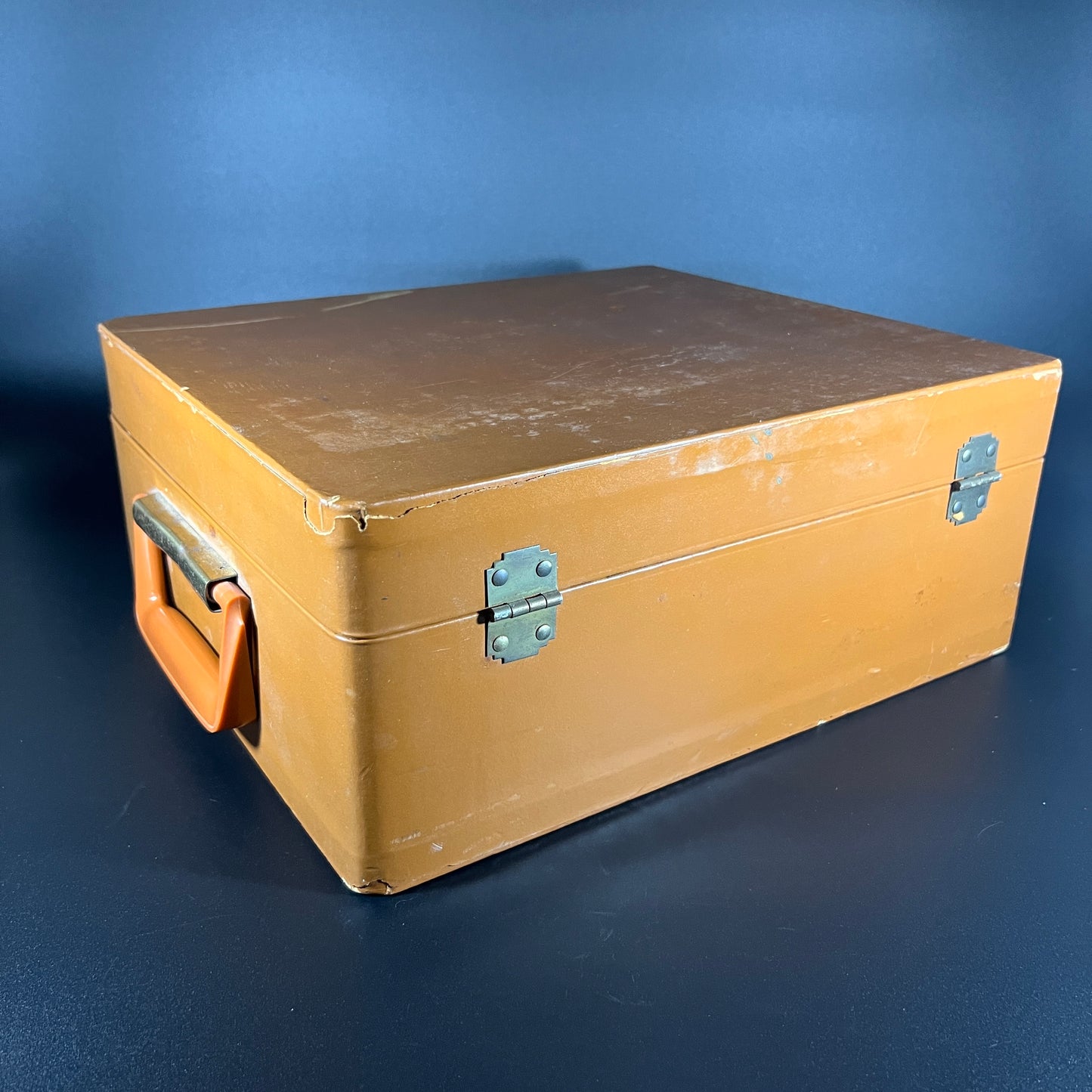 1960s Trav-L-Bar by Ever-Wear with Key