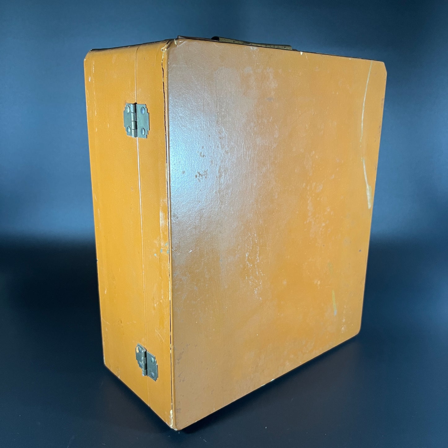 1960s Trav-L-Bar by Ever-Wear with Key