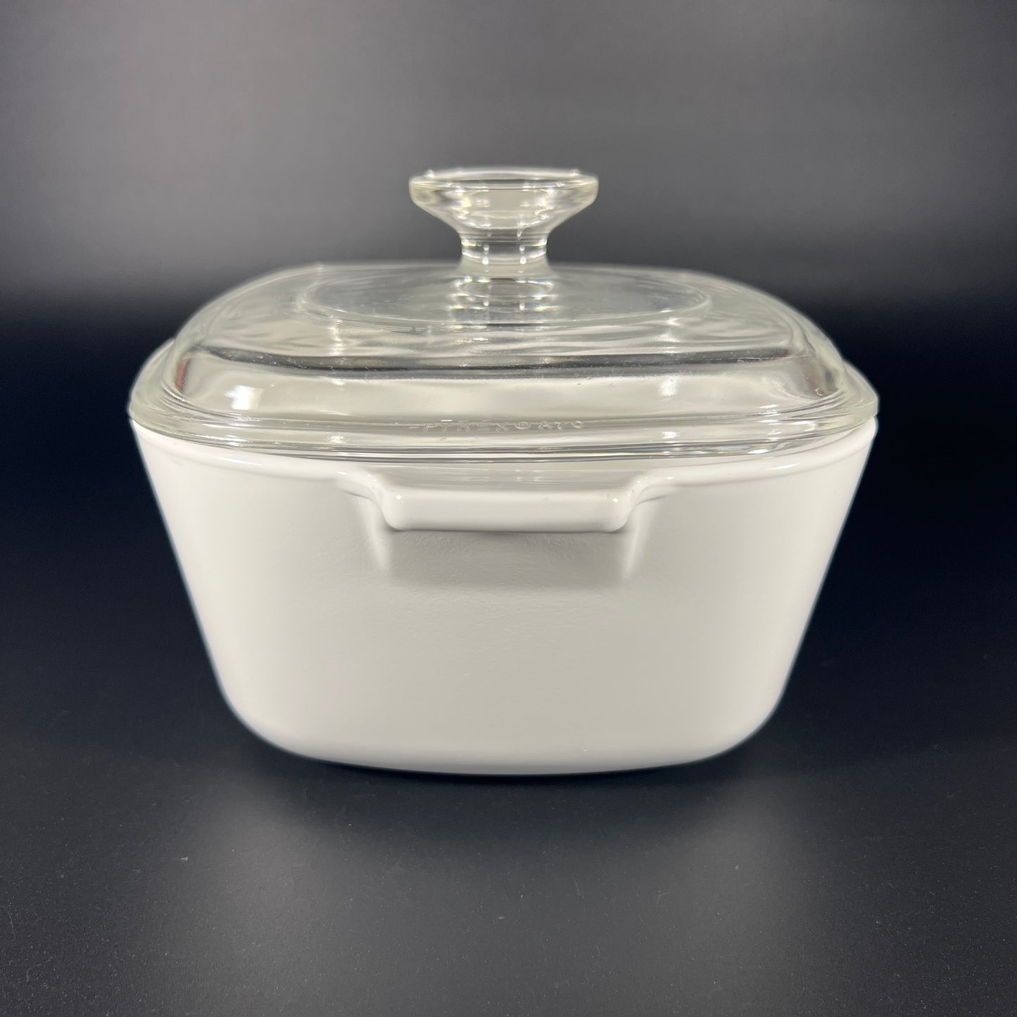 1966 Corning Ware P-1 3/4-B / 1.75 quart Baking Dish with Lid