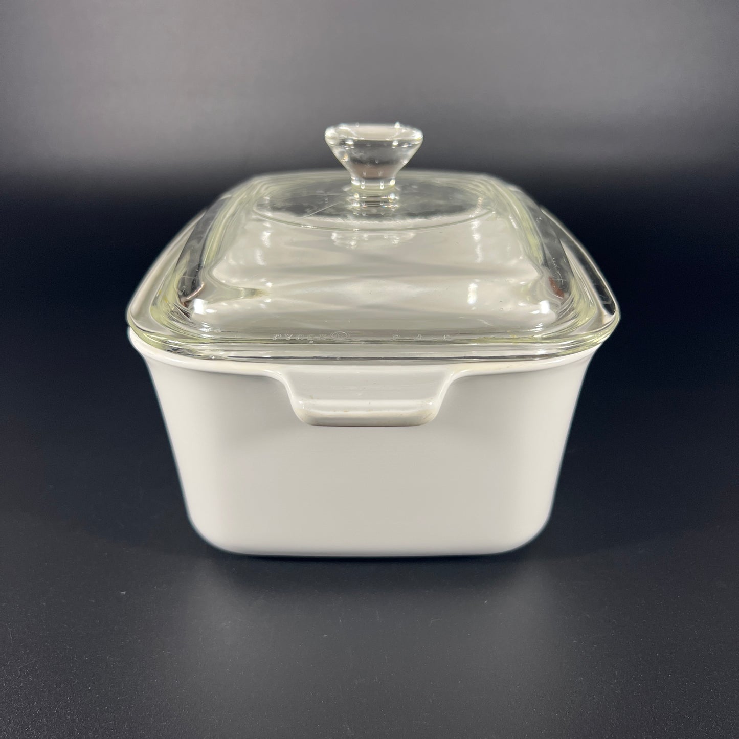 1972 Corning Ware P-4-B / 1.5 quart Baking Dish with Lid