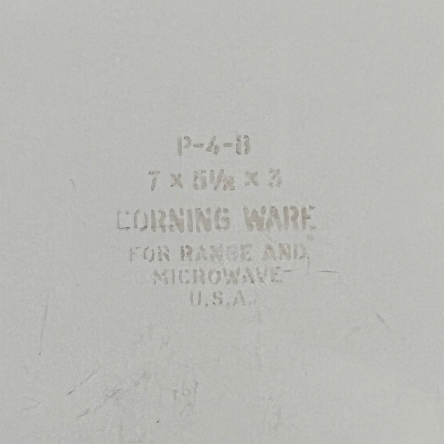 1972 Corning Ware P-4-B / 1.5 quart Baking Dish with Lid