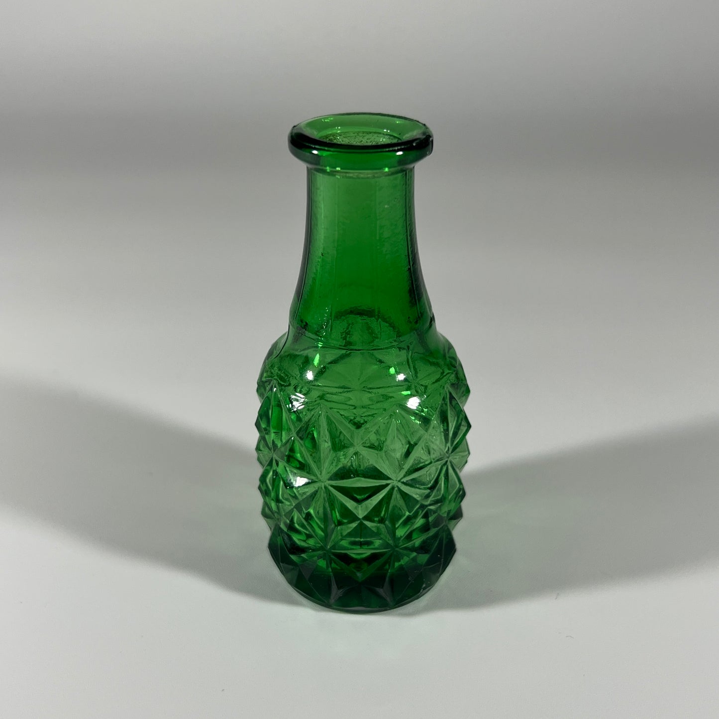 Small Emerald Green Diamond Cut Pattern Bottle
