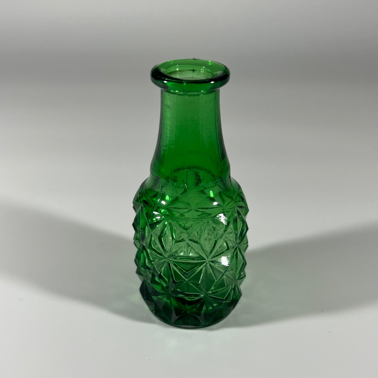 Small Emerald Green Diamond Cut Pattern Bottle