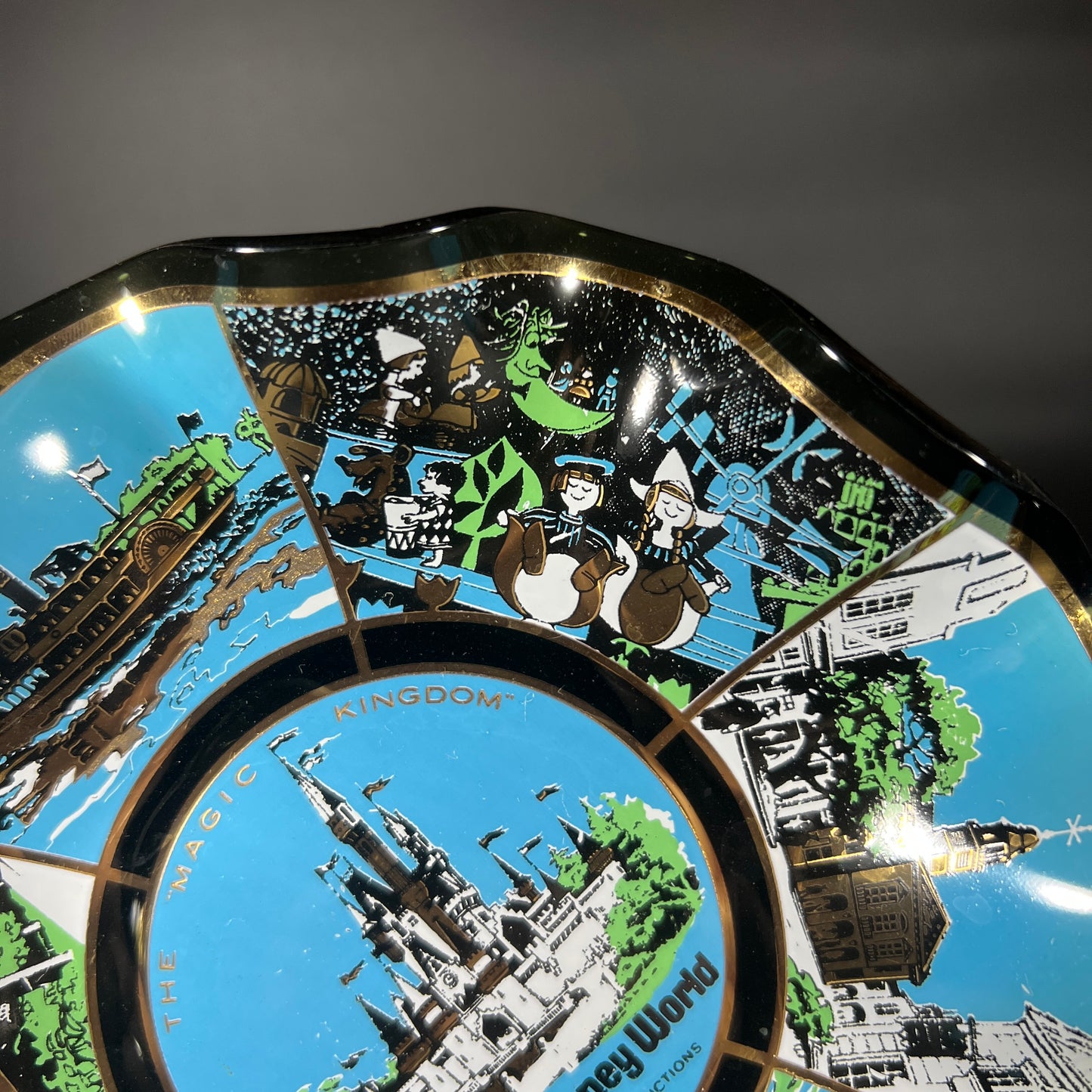 Early 1970s Walt Disney World Souvenir Set