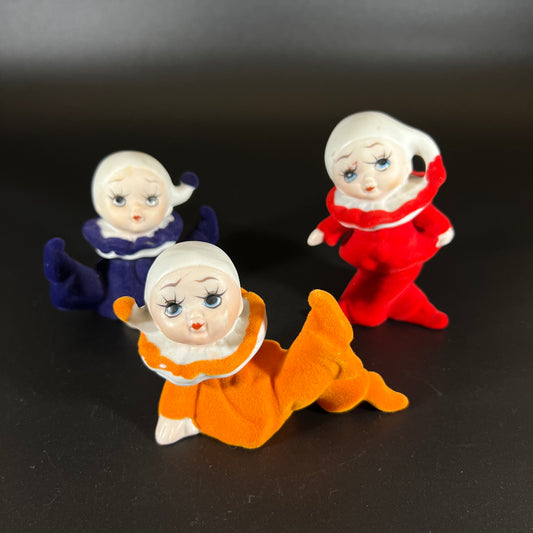 Vintage Jester Clown Figurine Set – Hand-Painted Ceramic Faces – Set of 3