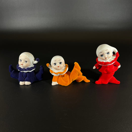 Vintage Jester Clown Figurine Set – Hand-Painted Ceramic Faces – Set of 3