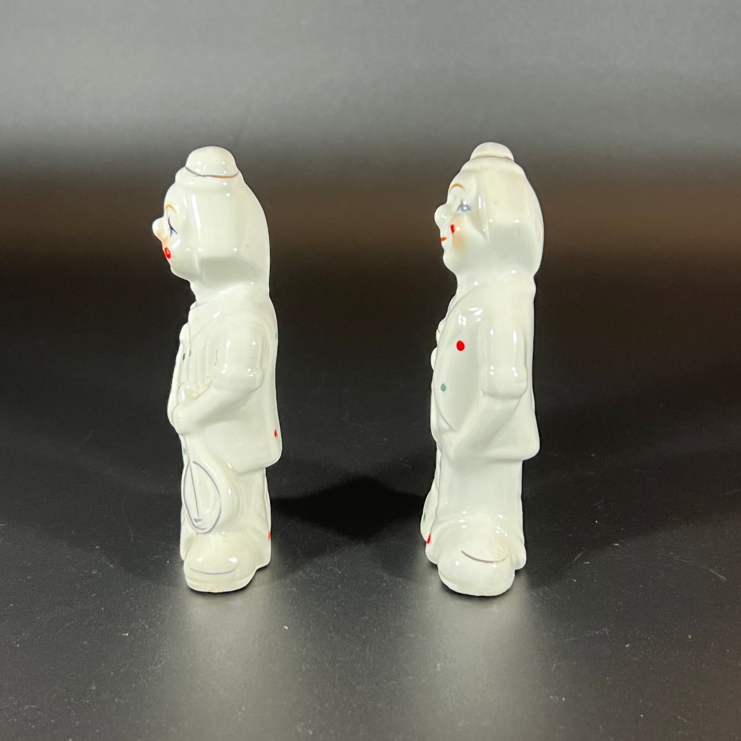 Vintage Set of 2 Hand-Painted Clown Figurines – Musical Ceramic Collectibles