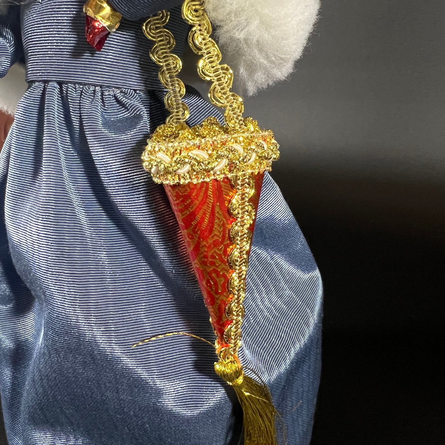 Byers Choice Doll - Victorian Shopper Woman with Yule Log and Gifts