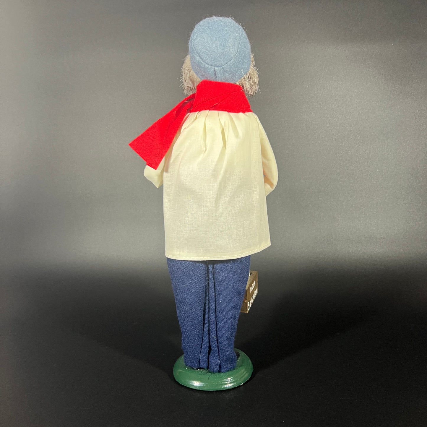 Byers Choice Doll - Milk Man Christmas Caroler