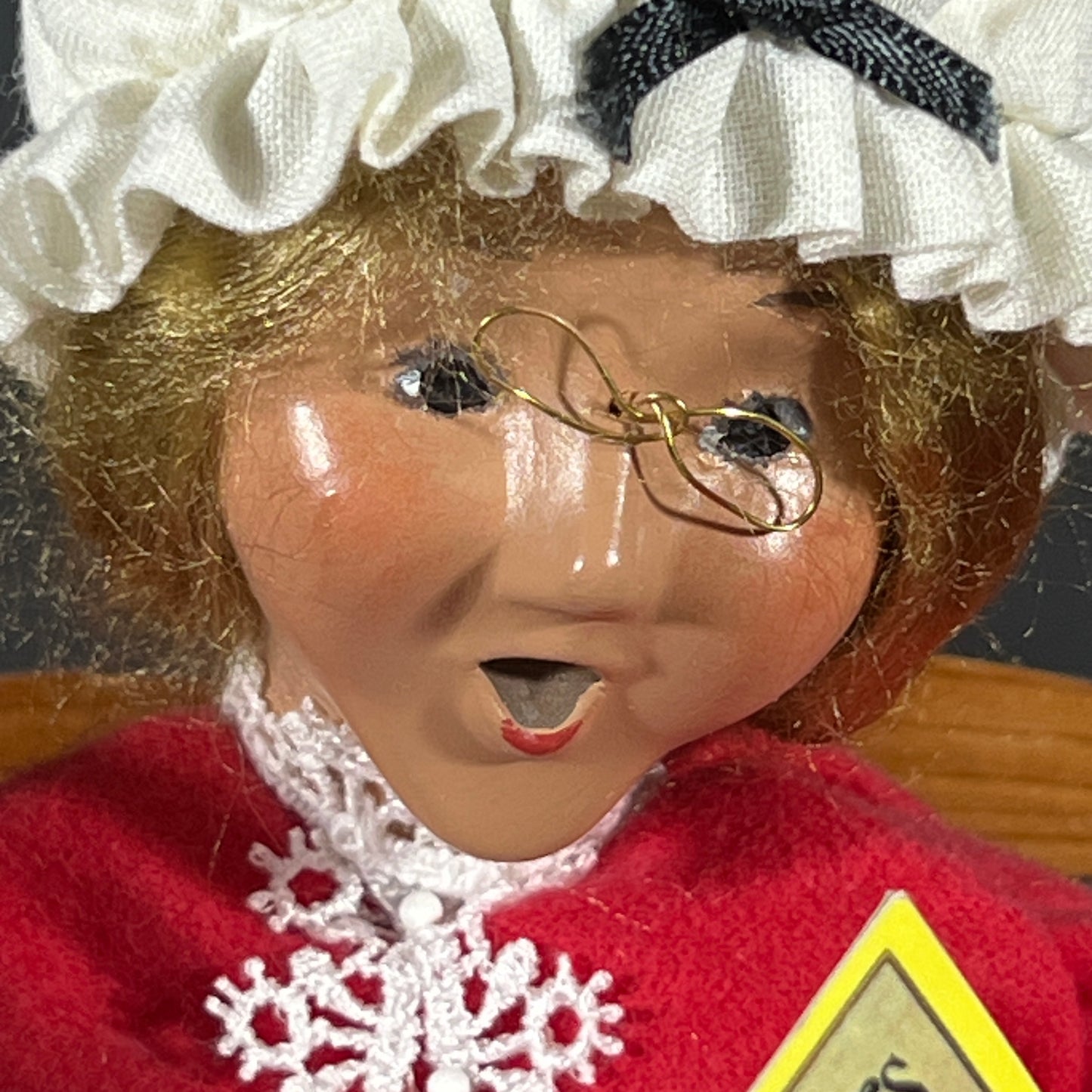 Byers Choice Doll - Mrs Clause Reading to a Child with Rocking Chair and Book