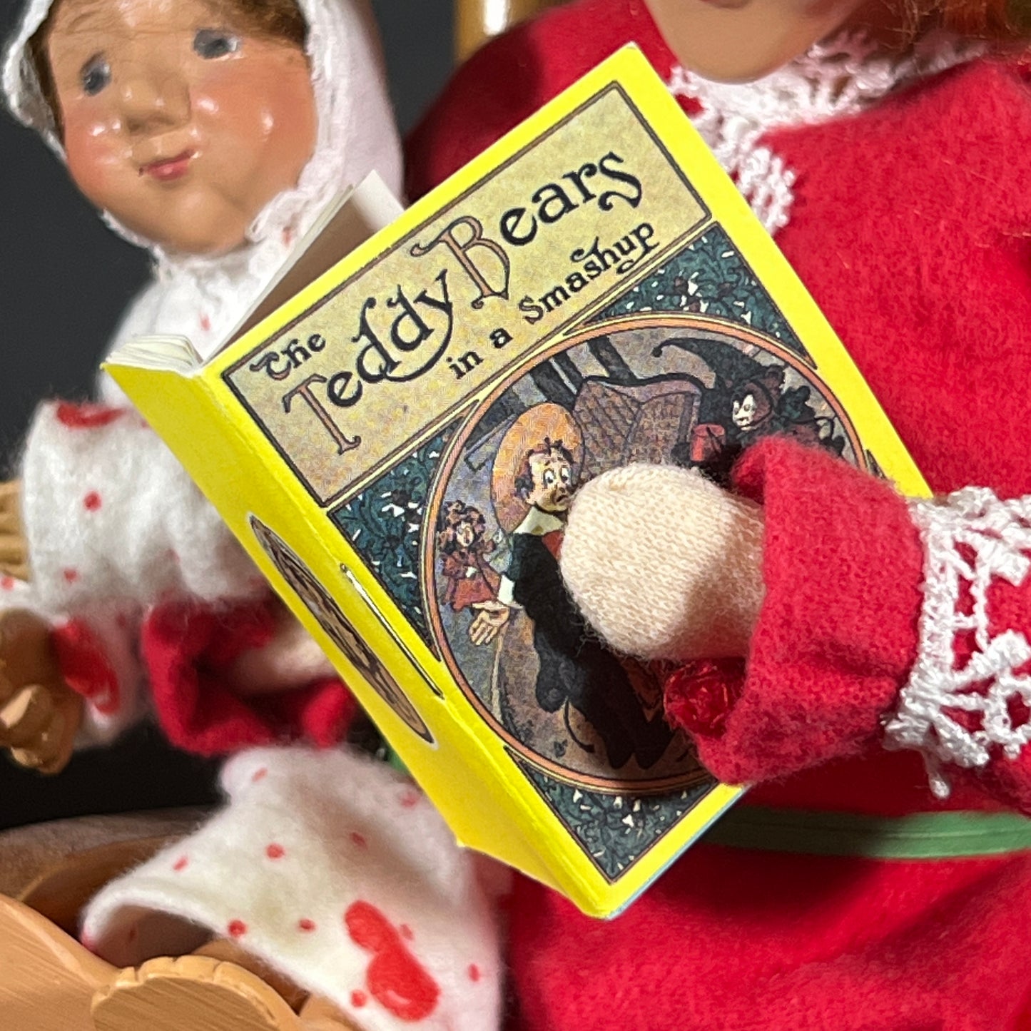 Byers Choice Doll - Mrs Clause Reading to a Child with Rocking Chair and Book