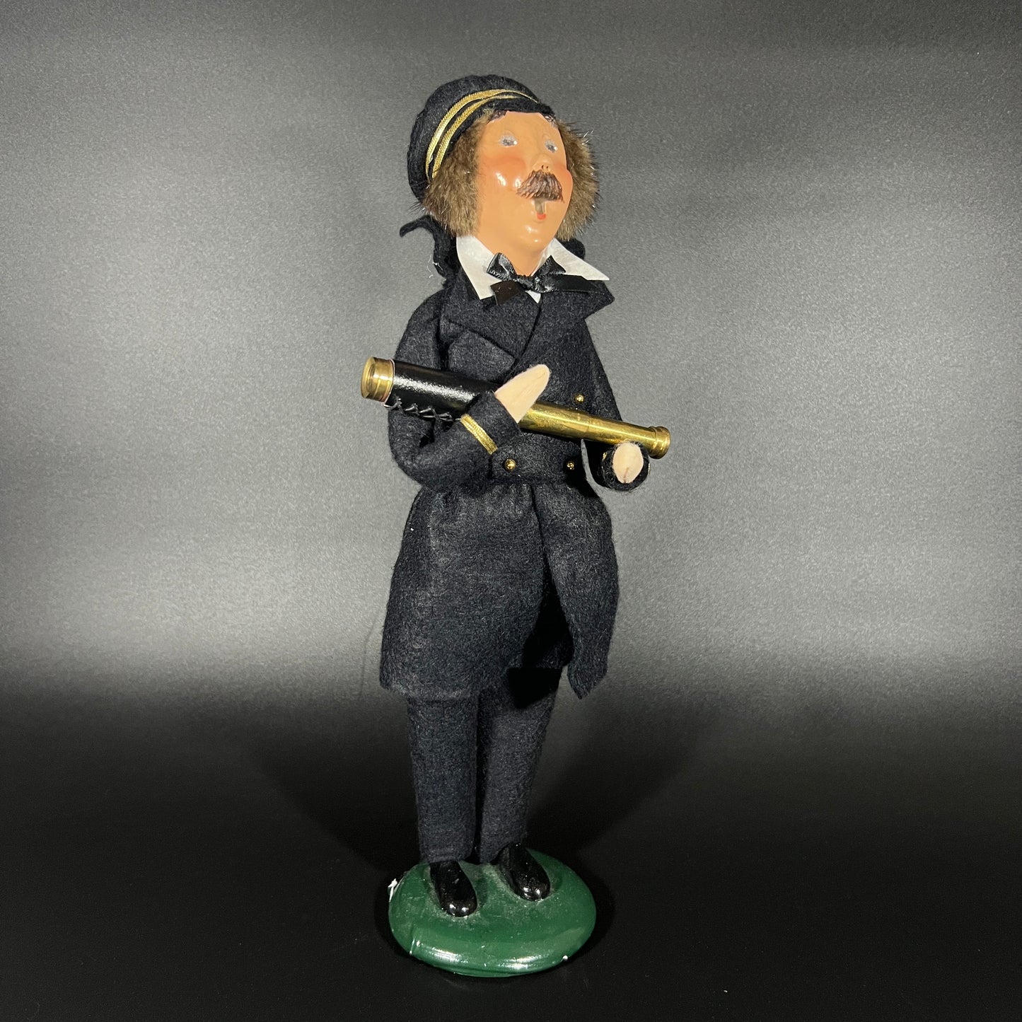 Byers Choice Doll - Sea Captain Caroler Holding a Spyglass