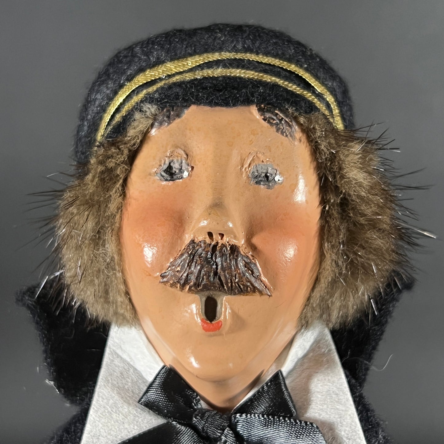 Byers Choice Doll - Sea Captain Caroler Holding a Spyglass