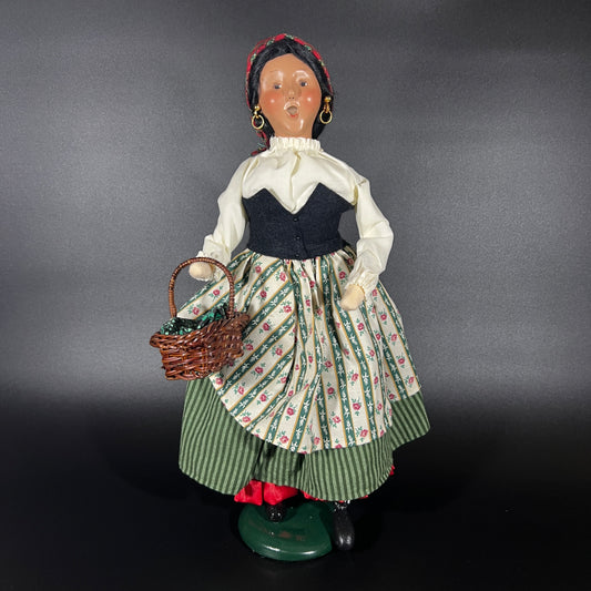 Byers Choice Doll - Gypsy Woman Caroler