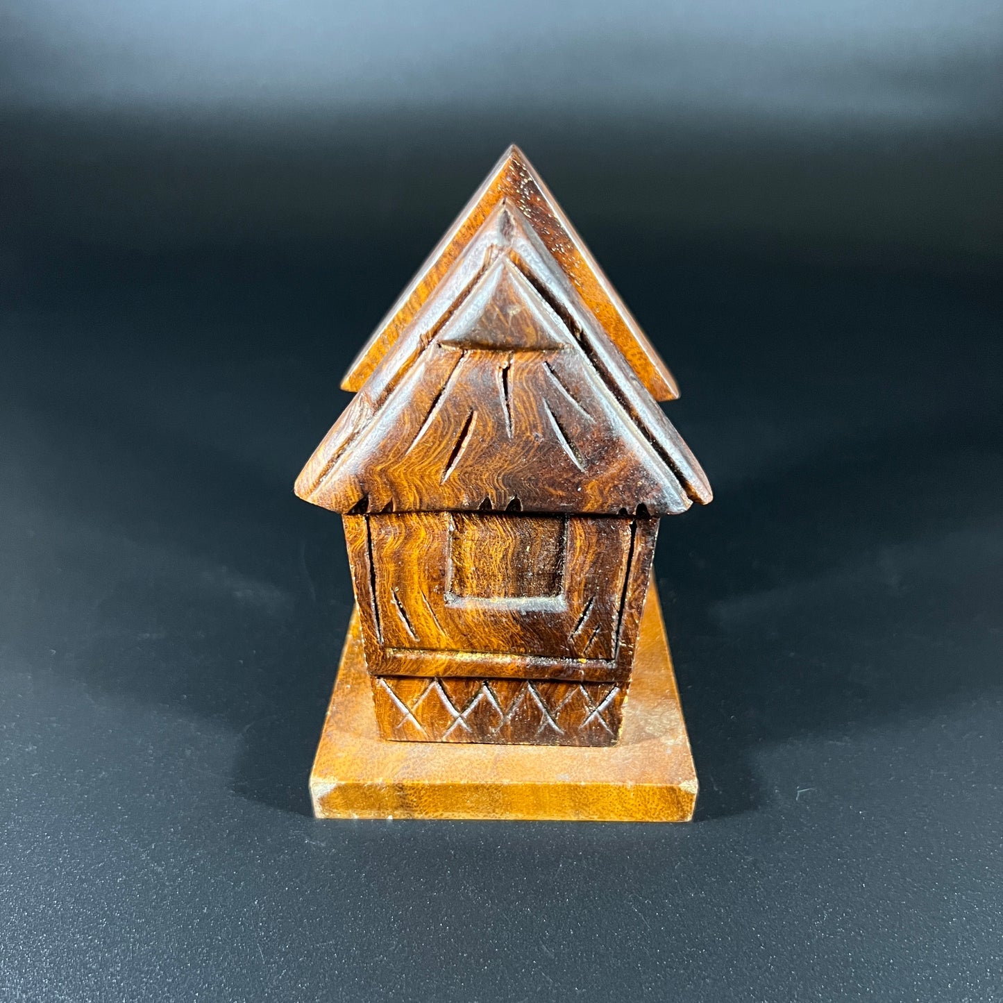 Polynesian Hut Napkin Holder