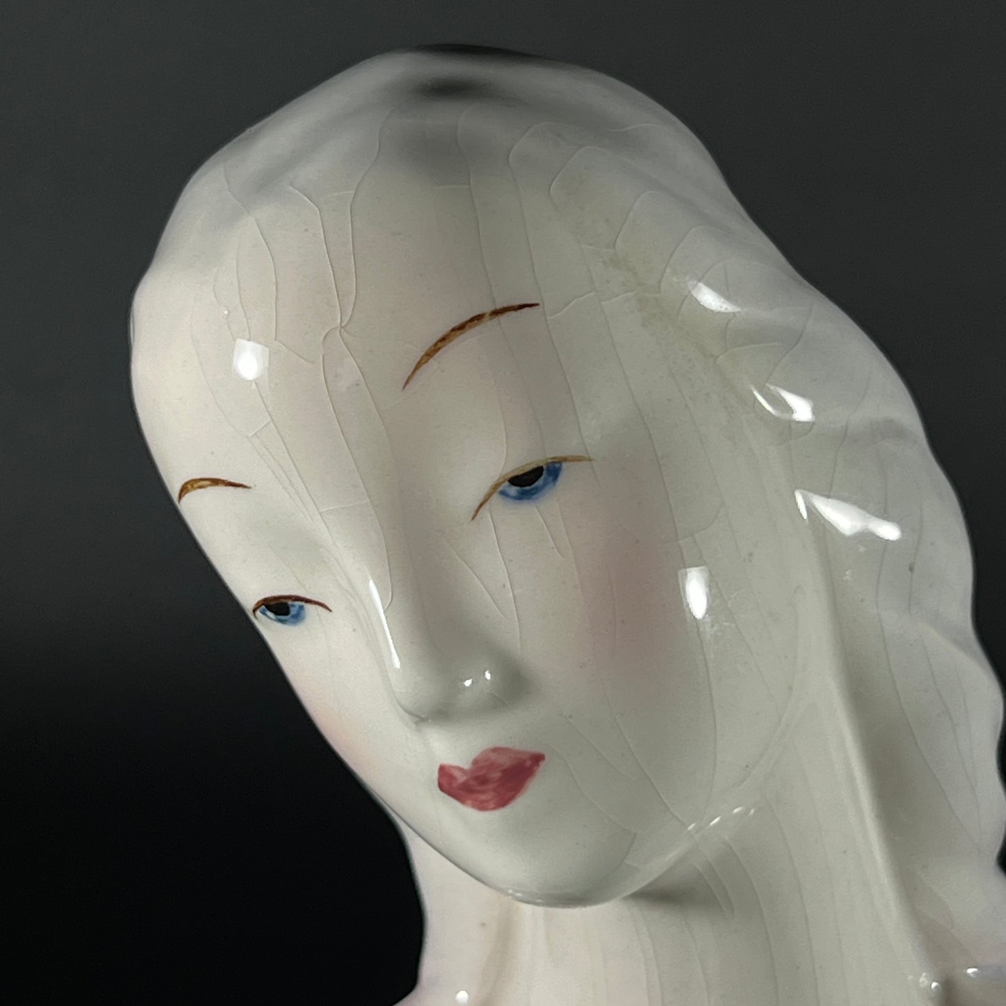 Goldscheider Fine Porcelain Madonna