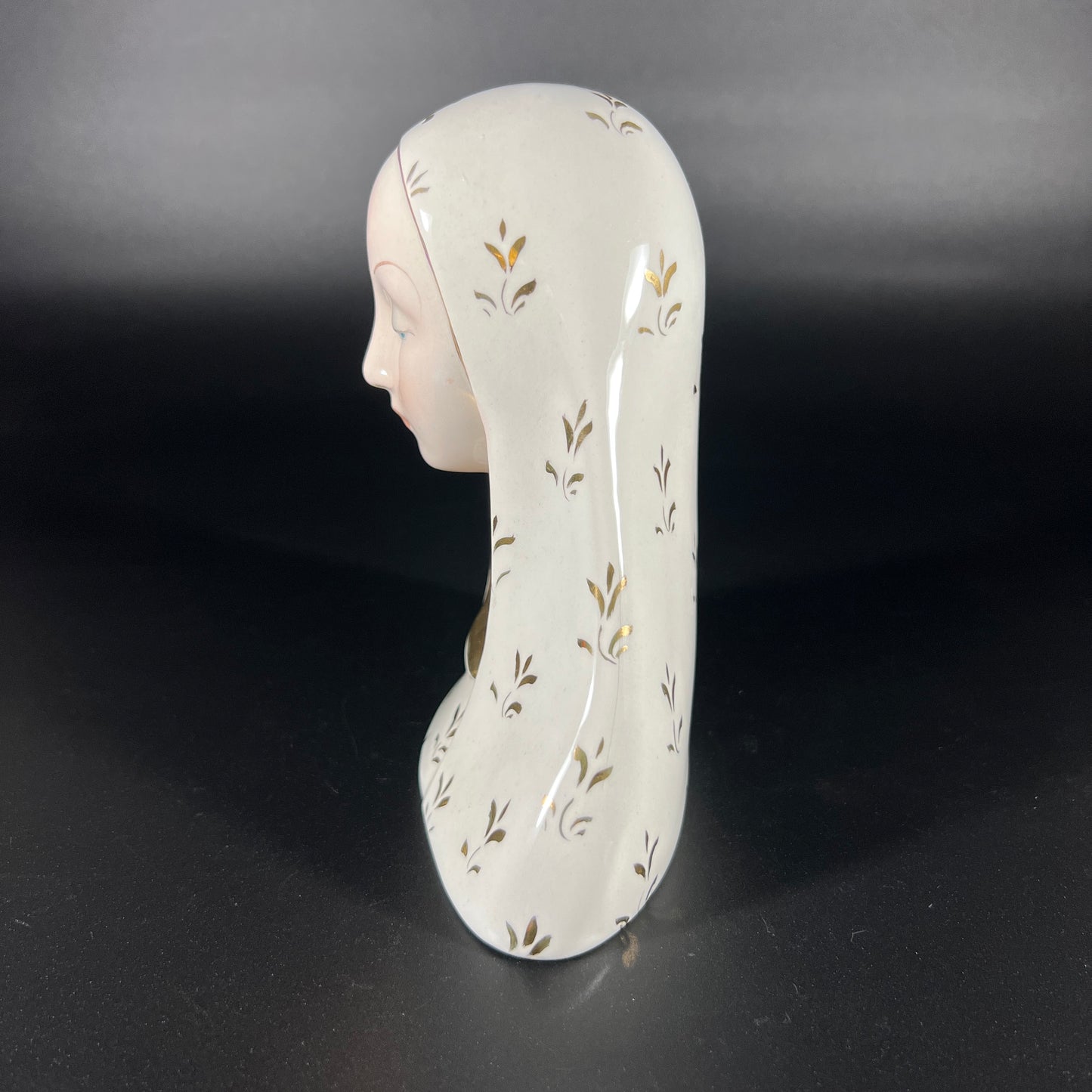 Madonna by Eugenio Pattarino