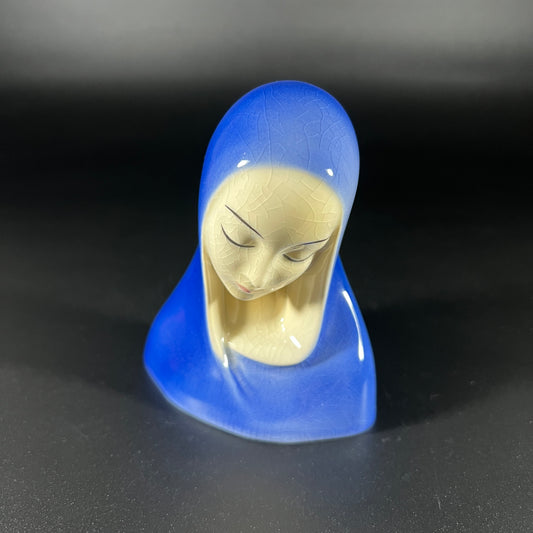 Goldscheider Madonna by Piera Funaro