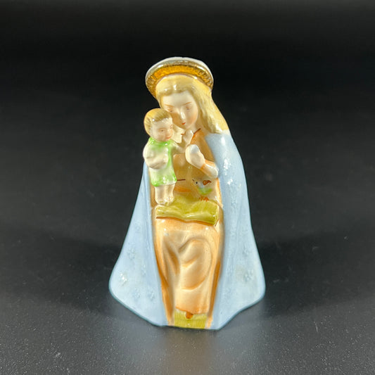 Madonna with Child by Sanmyro