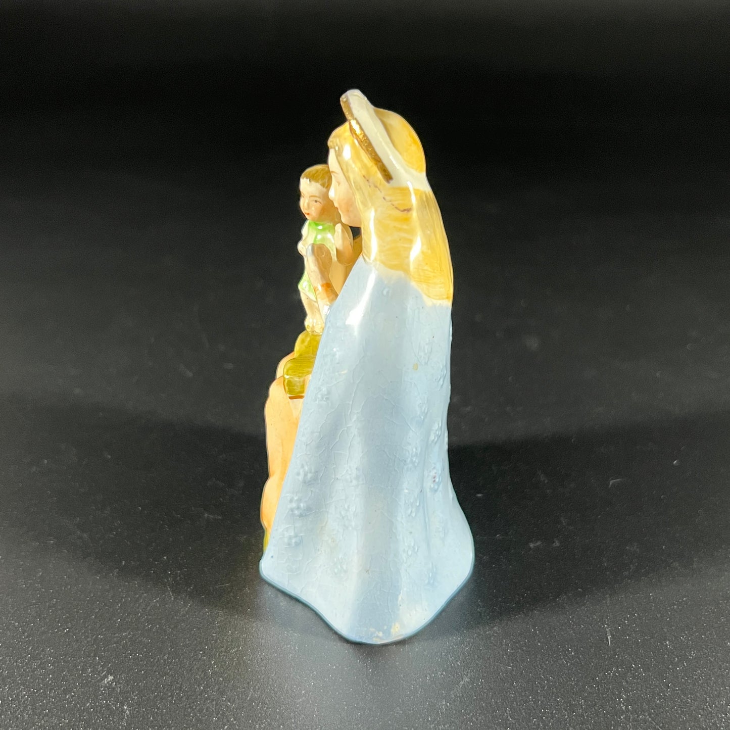 Madonna with Child by Sanmyro